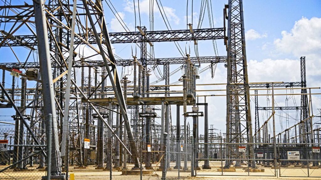 A photo of a an electrical substation